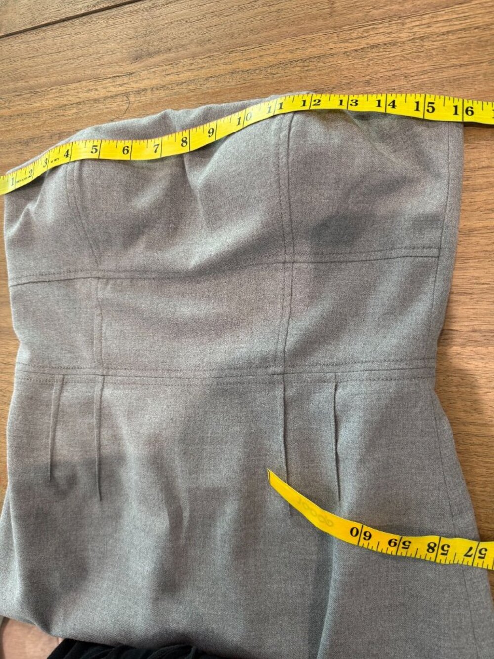 Banana Republic Grey Strapless Sheath Dress Size 4 Lined Structured Cocktails - Picture 11 of 13
